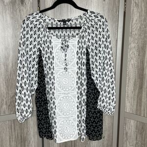 Zach & Rachel Top Large Lace Black and White Chiffon Blouse Size L